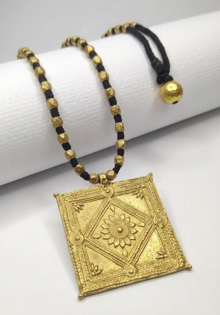 Akriti : The Dokra Pendant Necklace