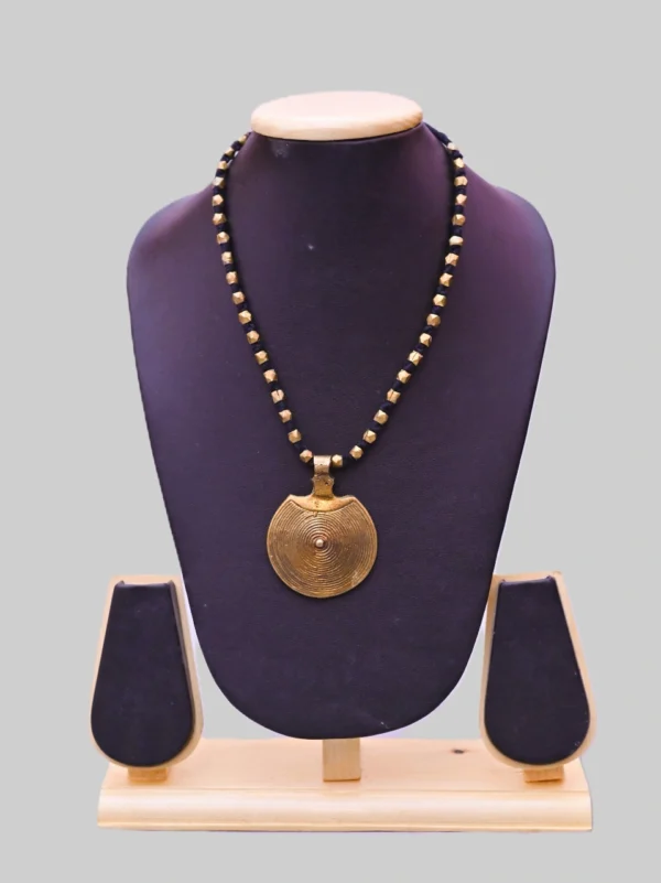 Akriti : The Dokra Pendant Necklace