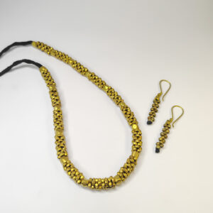 Stunning, dokra choker necklace with earrings