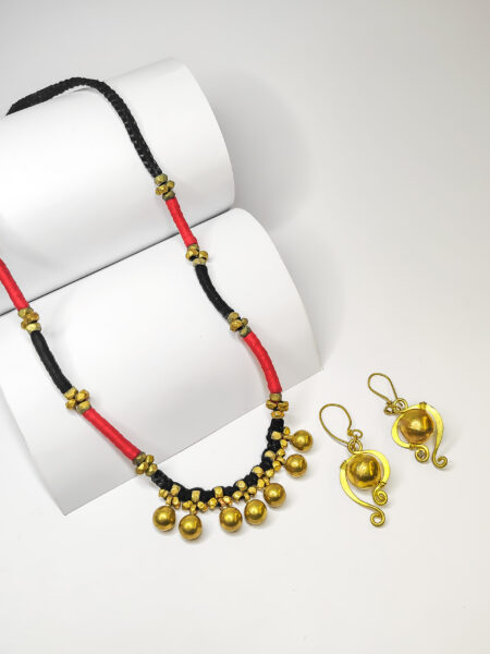 Authentic Dokra necklace  with earrings, brass beaded, red&black colour