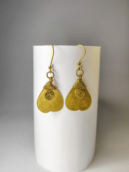 Beautiful, Dokra Heart Patri Earrings