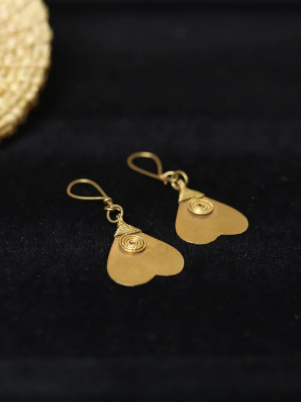 Beautiful, Dokra Heart Patri Earrings