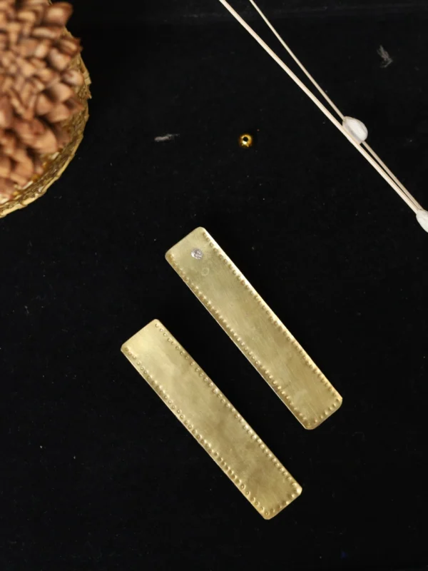 Dokra Showstopper Earrings - Image 2
