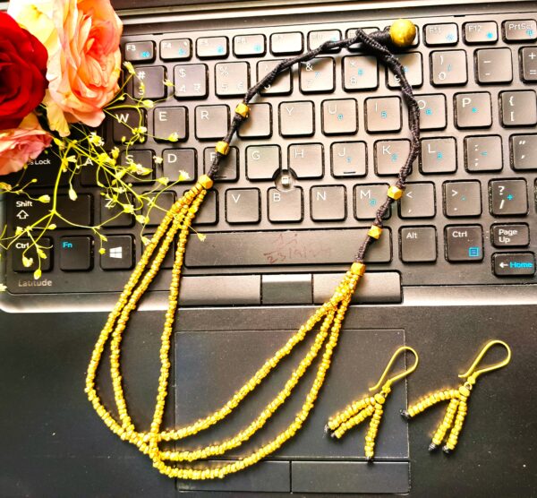 Stunning,Dokra beads, threeline choker, necklace with earrings - Image 3