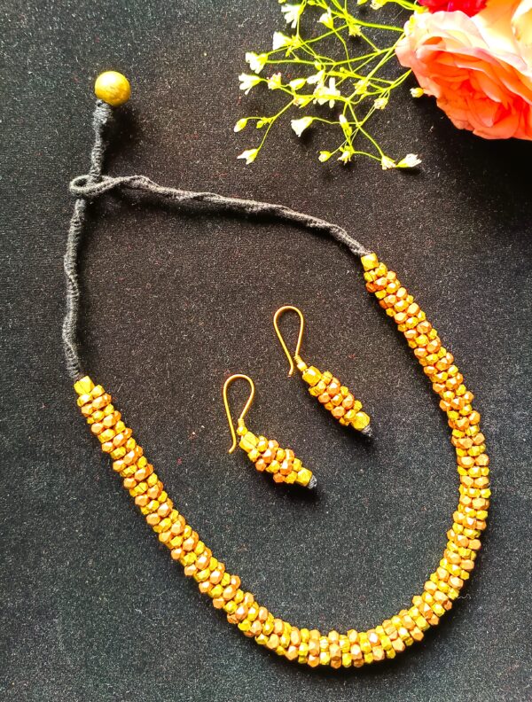 Unique, dokra choker necklace, with earrings, dual-colour, brass-copper beads - Image 3