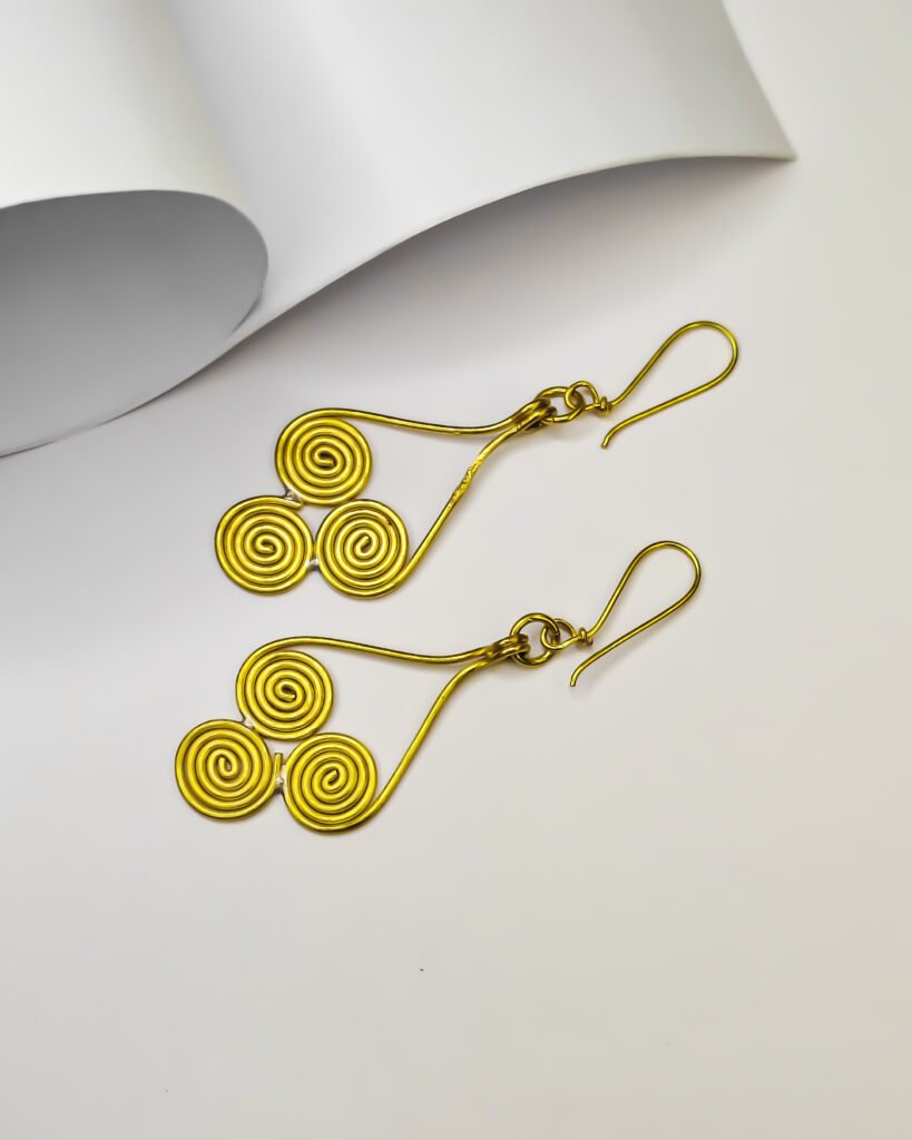 Beautiful, Authentic, Dokra spiral clove shape earrings
