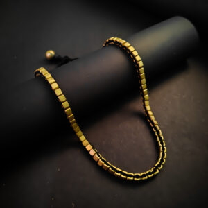 Necklace square beads in black thread type2